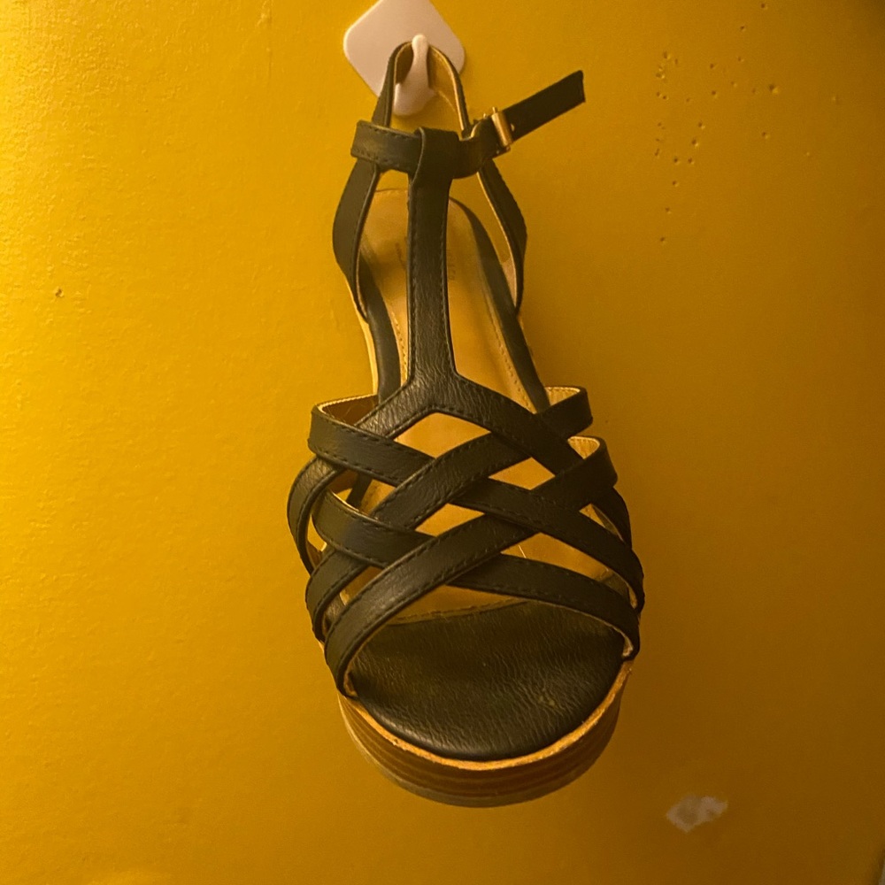 Wedge sandals